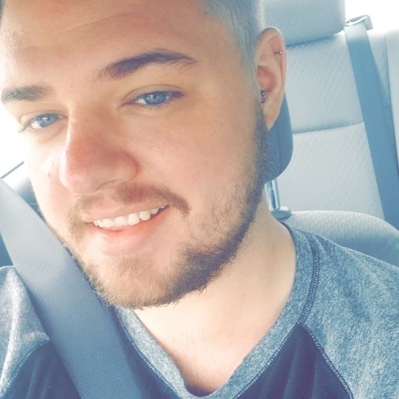 Meet your Posher, Cody - Picture 1 of 1